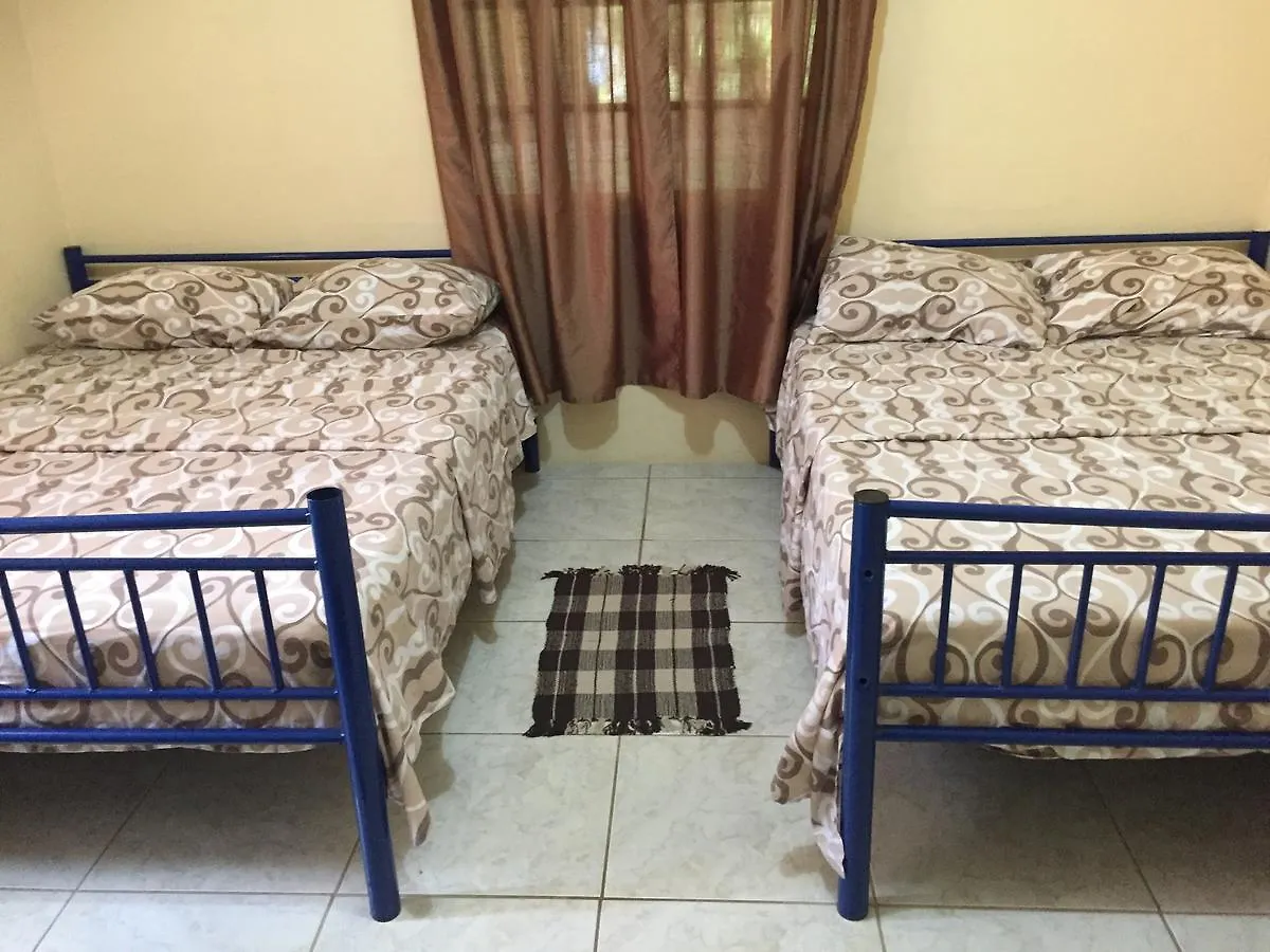 Tatil Evi Mountain View Cottage Lopinot