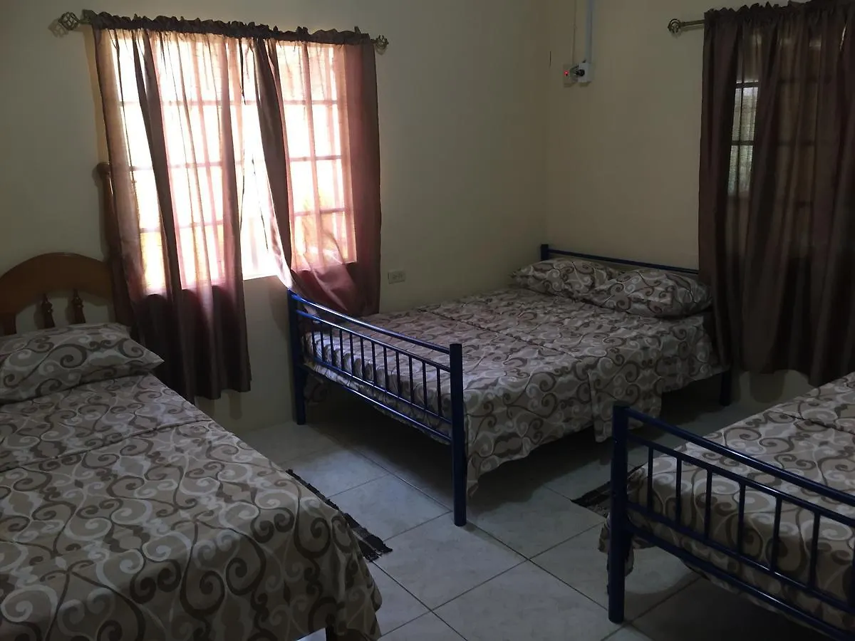 Tatil Evi Mountain View Cottage Lopinot Trinidad ve Tobago